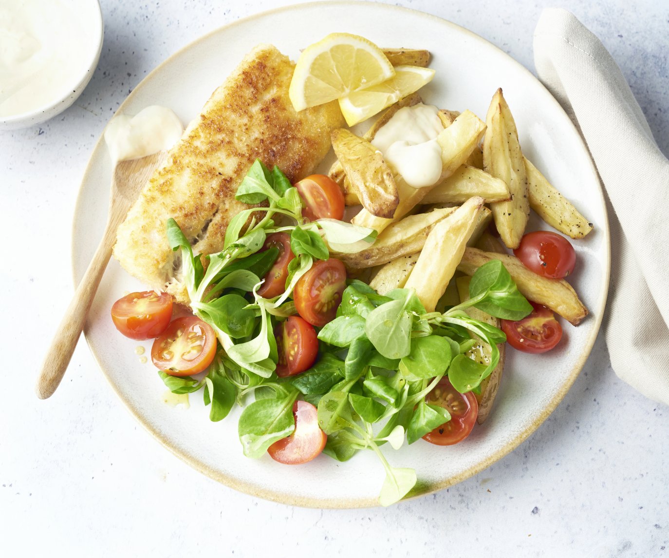 Fish & chips met citroenmayonaise en salade